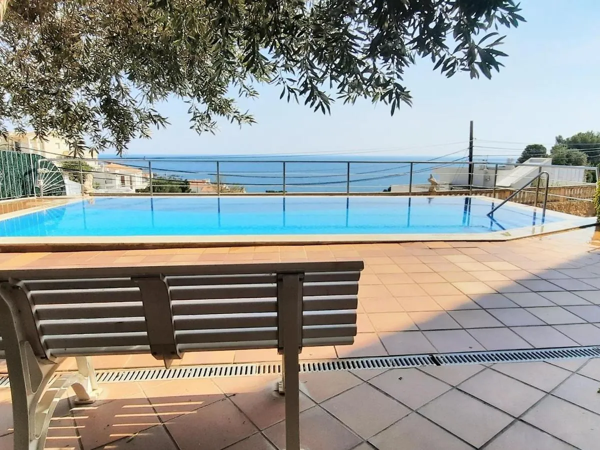 Appartamento Apartamento Familiar Con Piscina, Jardin Y Terrazas - Llanca - Es-170-22